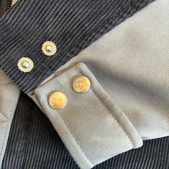 Sunice Weather Men's Black Corduroy Style with Gray Accents Jacket    Size L - Picture 8 of 12